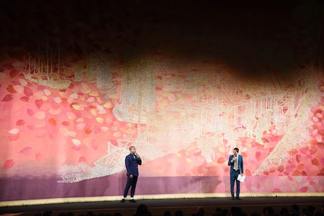 前説を務めた（左から）センチネル・トミサット、豆鉄砲ホセ