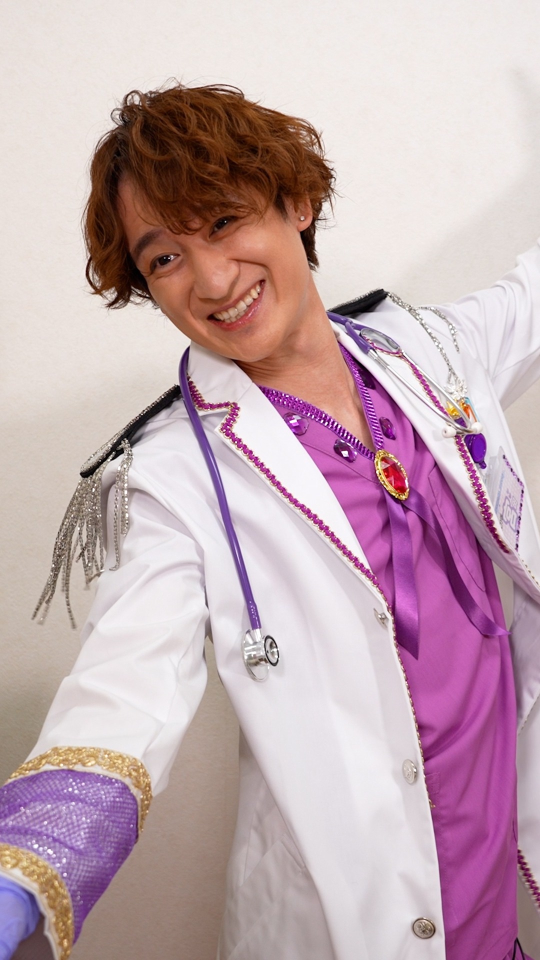 アイドル風の医者に変身した宮田俊哉