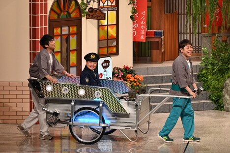 「金曜ゴールデン10周年記念！ほんわか爆笑コメディ」のワンシーン