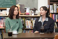 左から尾野真千子、広瀬すず