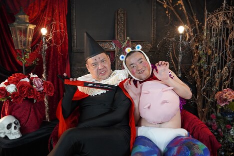 左から野性爆弾くっきー！、ななまがり森下