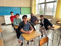 「やさしいやつしか出てないテレビ」のワンシーン