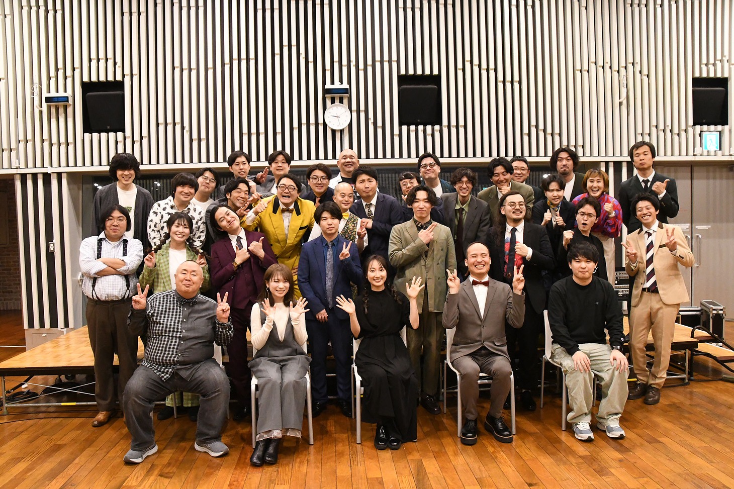 「オールナイトニッポン0（ZERO）～決戦！お笑い有楽城～」収録後の集合写真