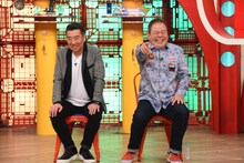 左からメッセンジャーあいはら、ほんこん