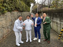 左から中川家、ミルクボーイ