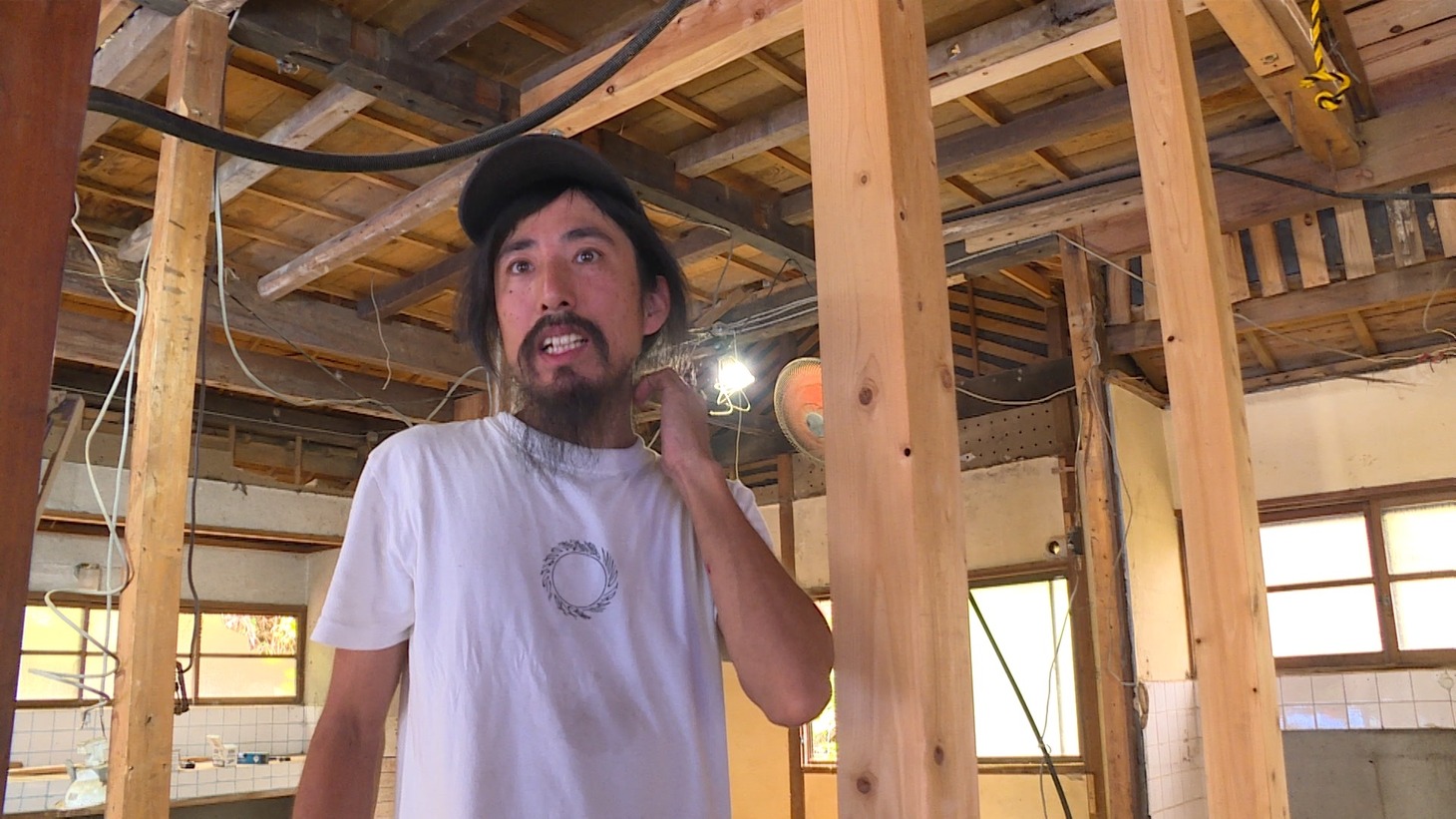 「ザ・ドキュメント 廃屋REBORN」のワンシーン