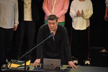 「DJ大喜利」のトリを務めたかたつむり本鮪