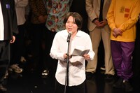 劇場の歴史を振り返るサンシャイン坂田