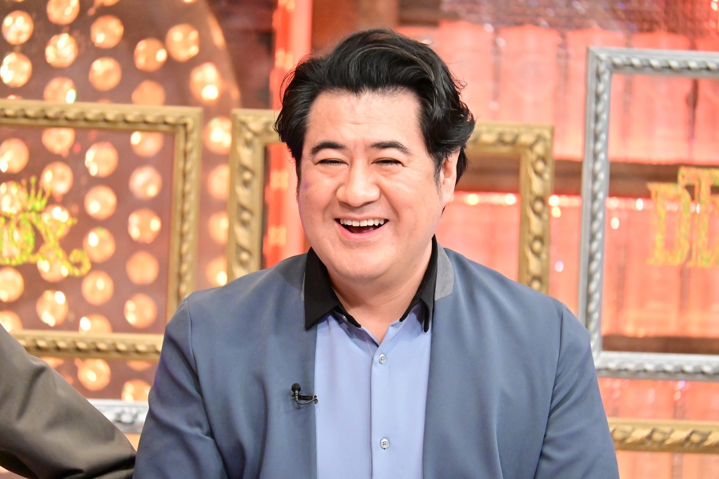 小手伸也