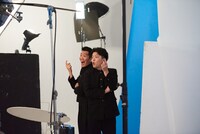 Web動画の撮影に臨むヤーレンズ