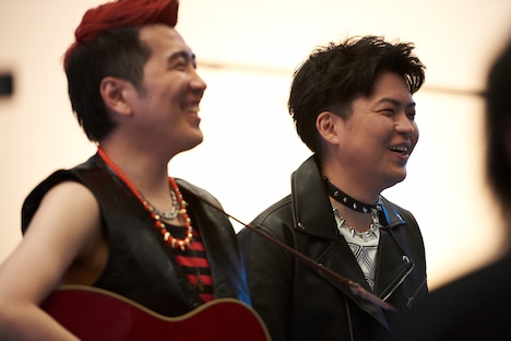 Web動画の撮影に臨むヤーレンズ