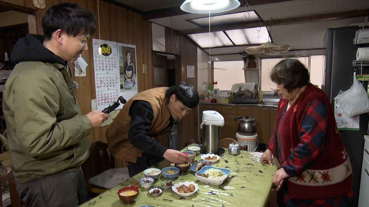 「バッテリィズがチャリで来た。」より