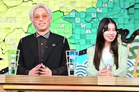 リンダカラー∞のDen（左）とりなぴっぴ（右）