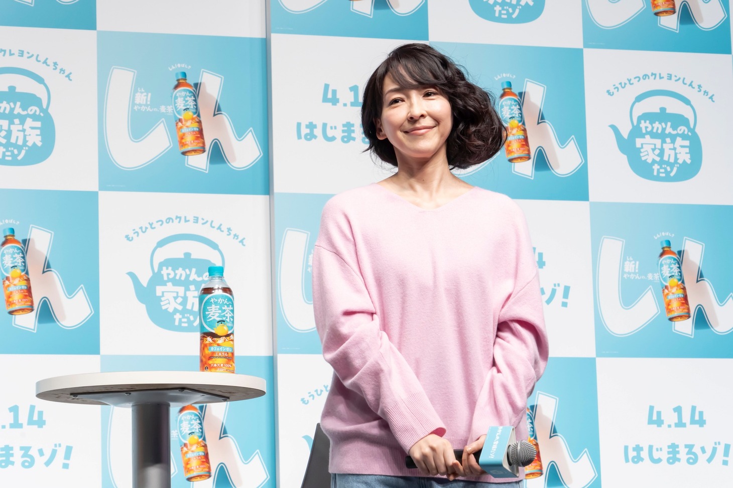 「やかんの家族だゾ！」特別試写会イベントに登壇した麻生久美子