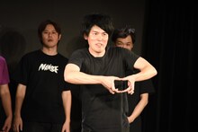 ザ・ギース尾関による「ベーコン」