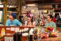 左からかつみ♥さゆり、ナインティナイン岡村