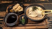 「山元麺蔵」の「土ゴボウ天ざる」