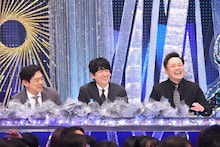 左から博多華丸・大吉、くりぃむしちゅー有田