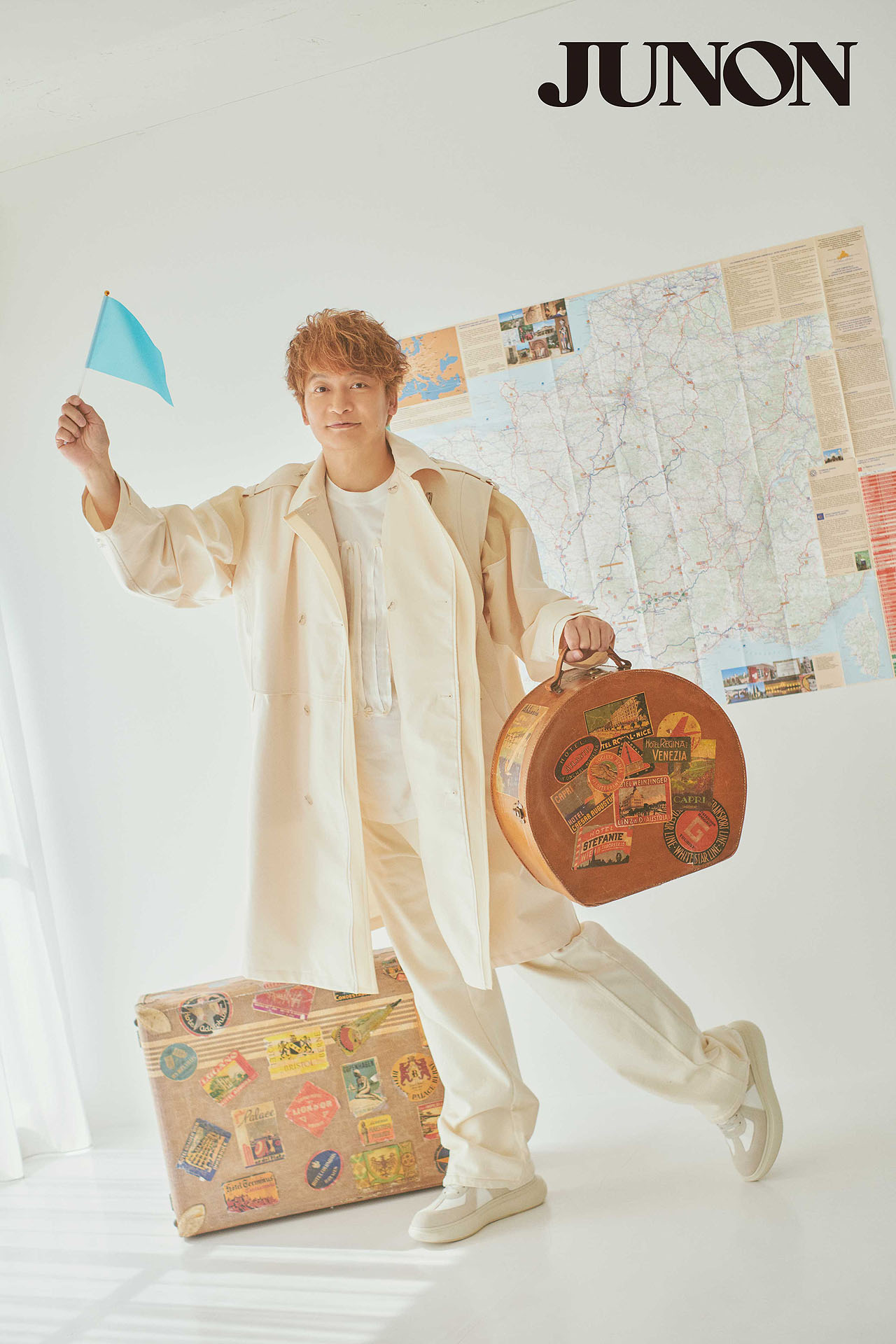 「JUNON」2025年6・7月号より、香取慎吾