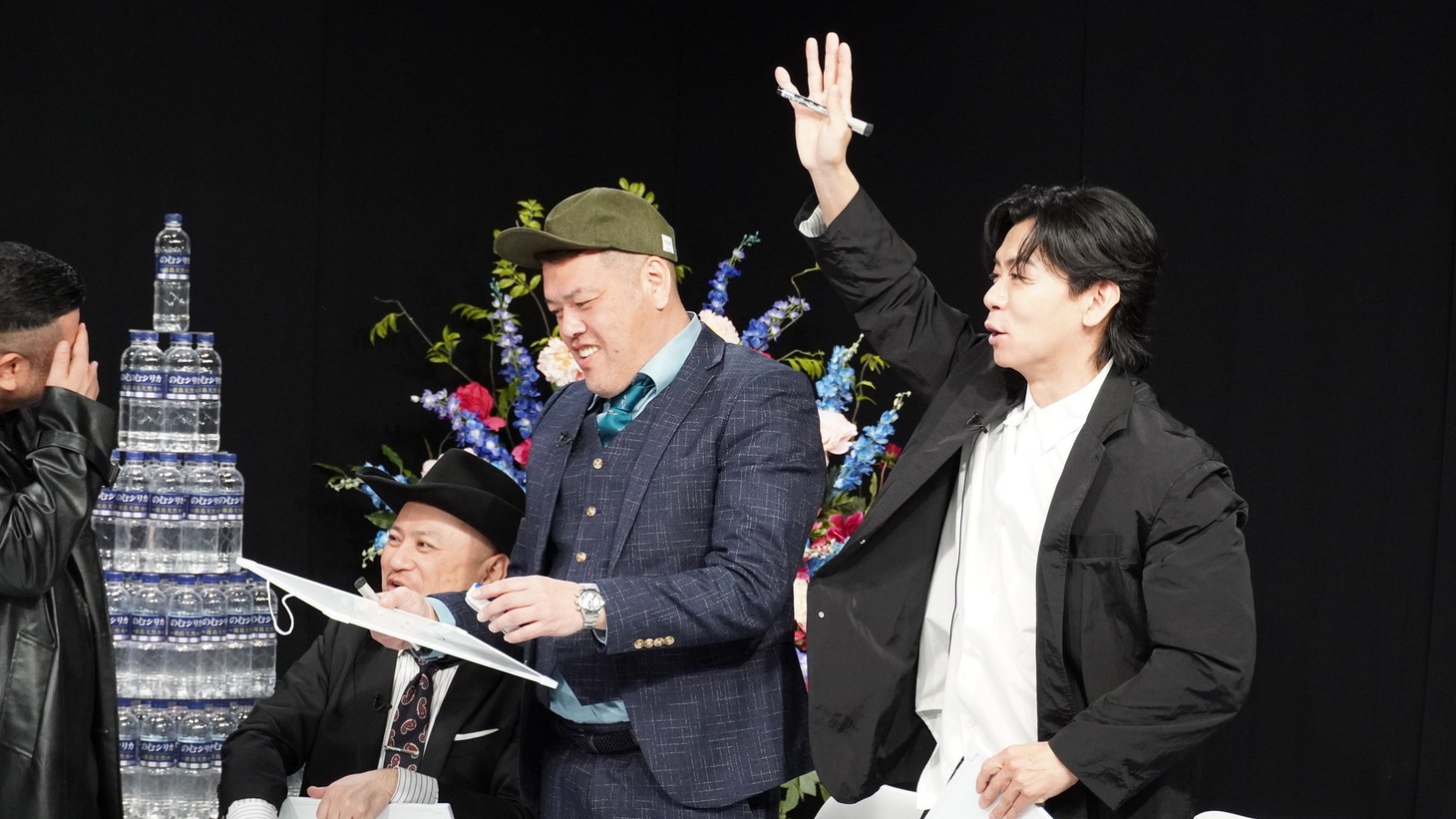 「のむシリカpresents MXグランプリ～異端芸人決定戦～」のワンシーン