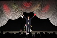 もりやすバンバンビガロ（写真提供：吉本興業）