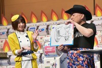 ガチャの新商品として、自身のギャグの音声が聞ける目覚まし時計をイラストで提案するハリウッドザコシショウ