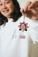 『かが屋の大カロ貝展2』アクリルキーホルダー