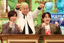 錦鯉・長谷川（中央）、阿部亮平（左）、松倉海斗（右）