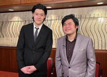 左から霜降り明星・粗品、辻井伸行