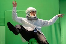 CM撮影中のオズワルド畠中