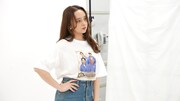 Tシャツのモデルは石田ニコルが務めている