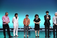 ランジャタイ伊藤が「Get Wild」の歌詞を覚えておらず、カンペを凝視していた話に大笑いするあぁ～しらき（左から4人目）