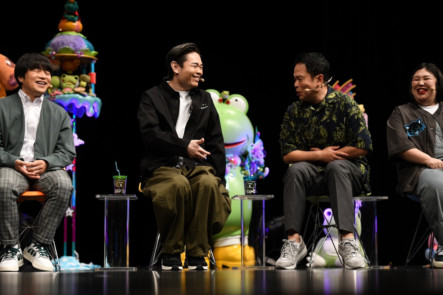 左から、バカリズム、品川庄司・品川、ダイアン津田、紅しょうが・熊元プロレス