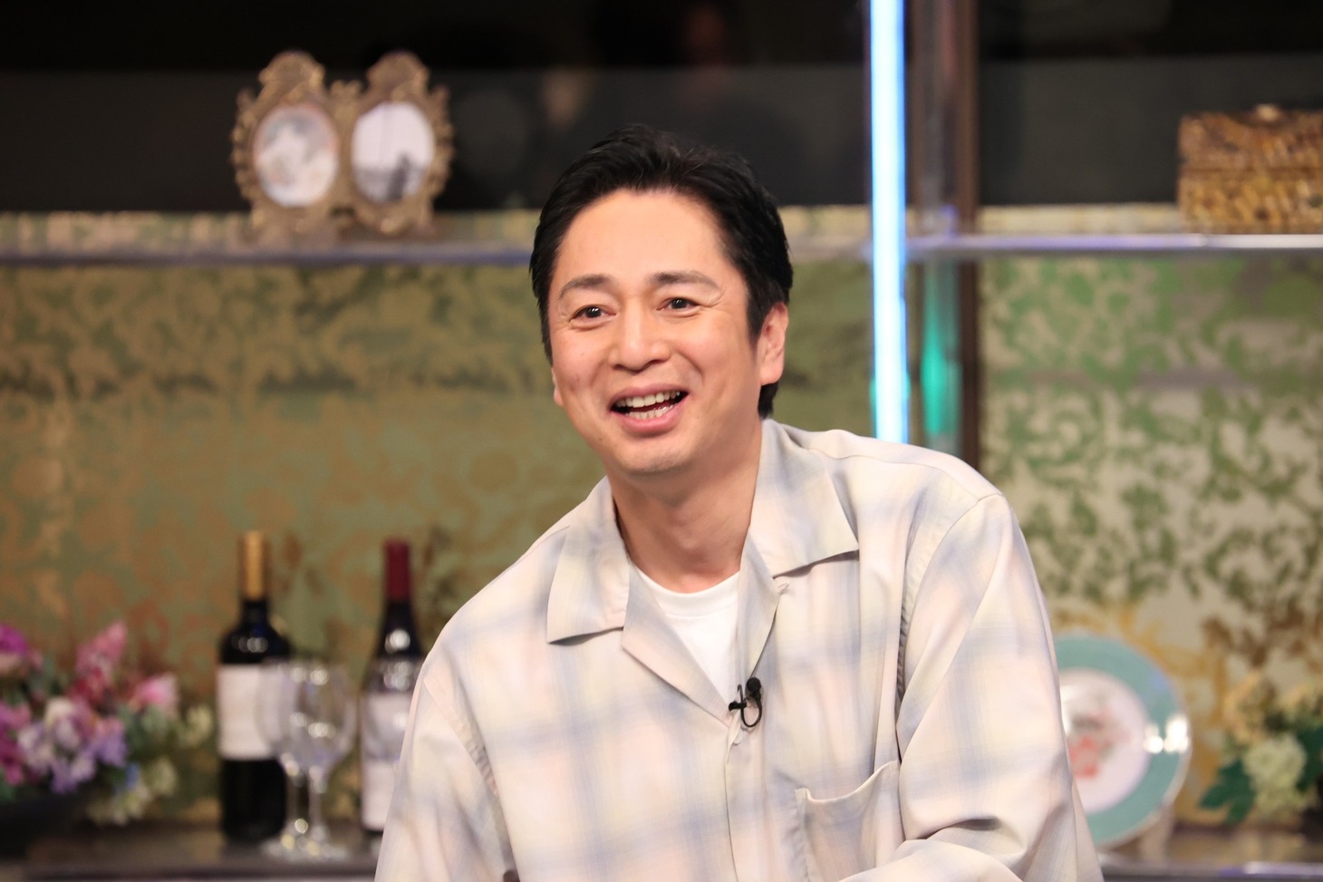 「酒のツマミになる話」で「朝食バイキング最強の一品」について「圧倒的1位はカリカリベーコン」と断言するチュートリアル徳井