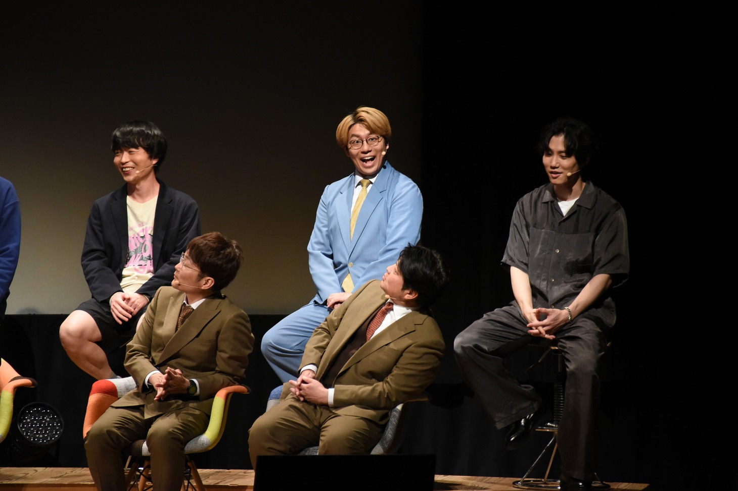 「おそ松さん」の十四松に似ているというナイチンゲールダンス・中野なかるてぃん