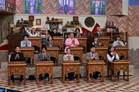 「呼び出し先生タナカ」の出演者たち