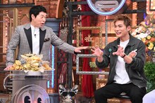 左から今田耕司、EXILE SHOKICHI