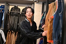 「例えば炎の例えばテレビ」のワンシーン