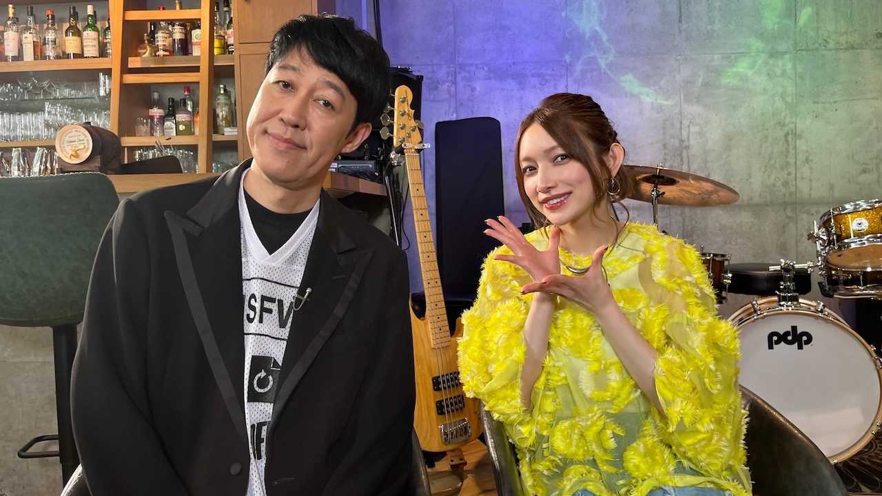 新音楽トーク番組「小籔＆ゴマキのうたばなし」でMCを務める小籔千豊と後藤真希