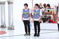 左からフルーツポンチ村上、ラブレターズ溜口