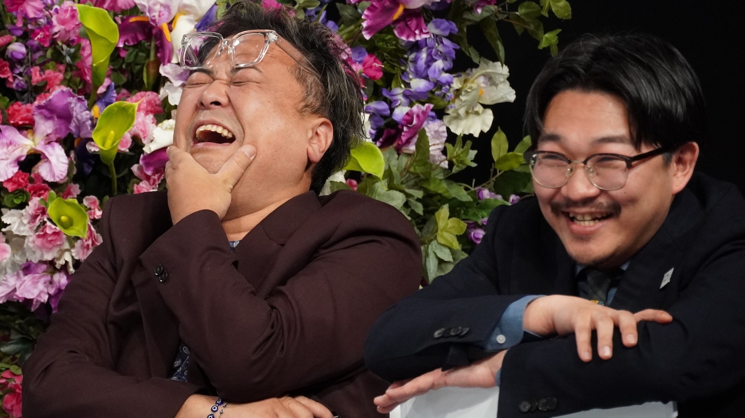 左からとろサーモン久保田、オズワルド伊藤