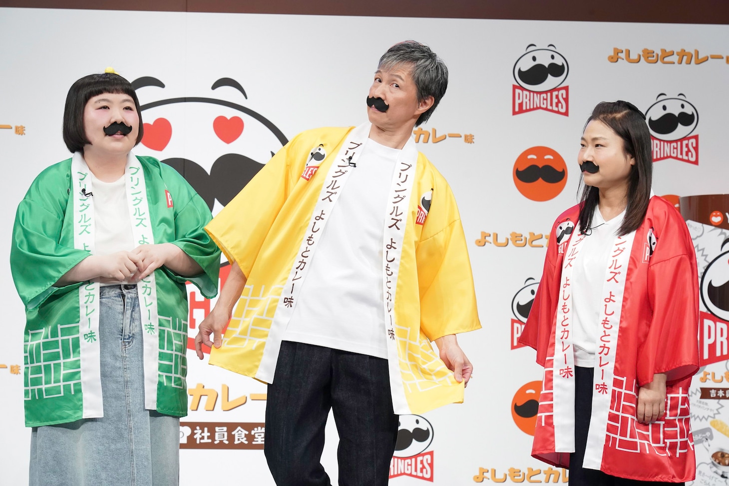 左から酒井藍、アキ、島田珠代