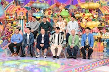 「アメトーーク！」に出演する「トリオからコンビになった芸人」の（前列左から）ジェラードン、サルゴリラ、アキナ、（後列左から）ザ・マミィ、ジャングルポケット