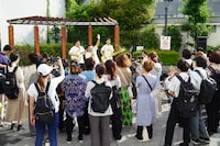 ゲリラライブの様子。