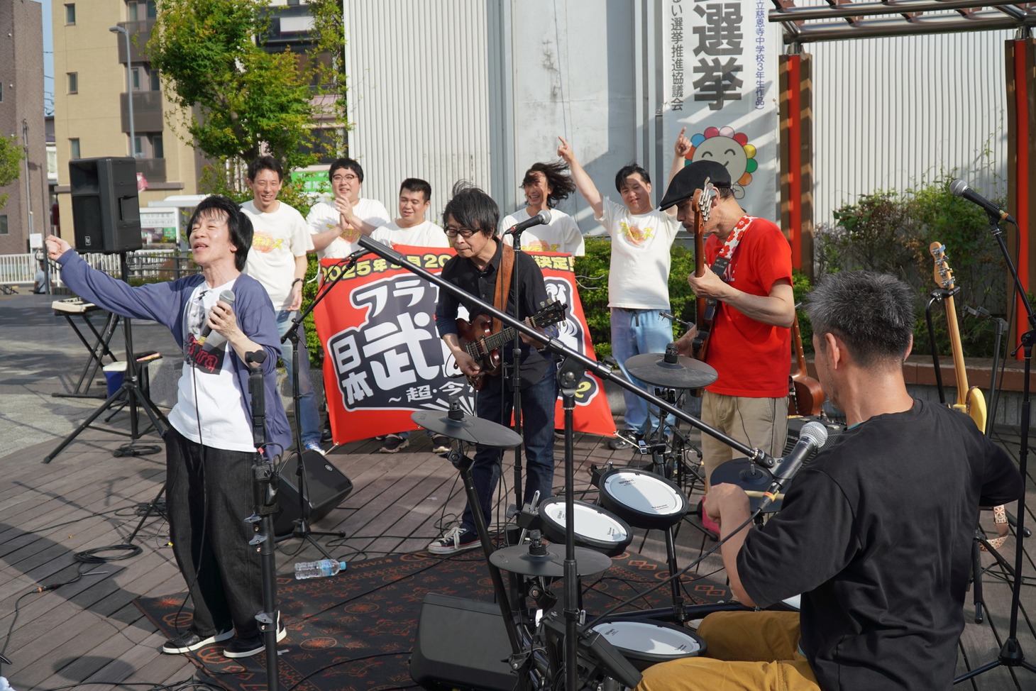 ゲリラライブの様子。