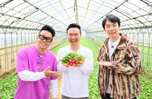 左から宮川大輔、かまいたち