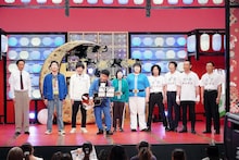 「芸歴35年記念チャンス大城ウルトラスーパースペクタクルダイナミックディナーショー」の様子