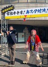 左から南海キャンディーズ山里、EXIT兼近