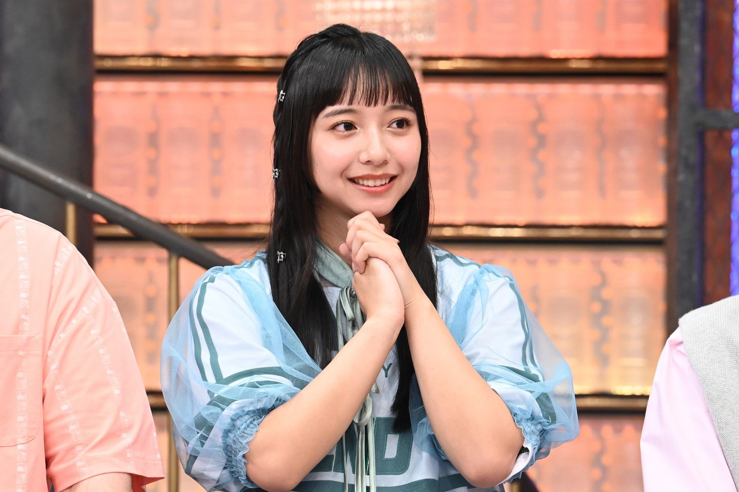 山之内すず