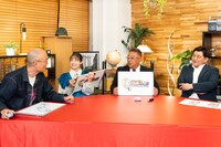 「サンドウィッチマンの街録イン・ザ・ワールド～世界で個人的なおすすめ聞いてきました～」のワンシーン